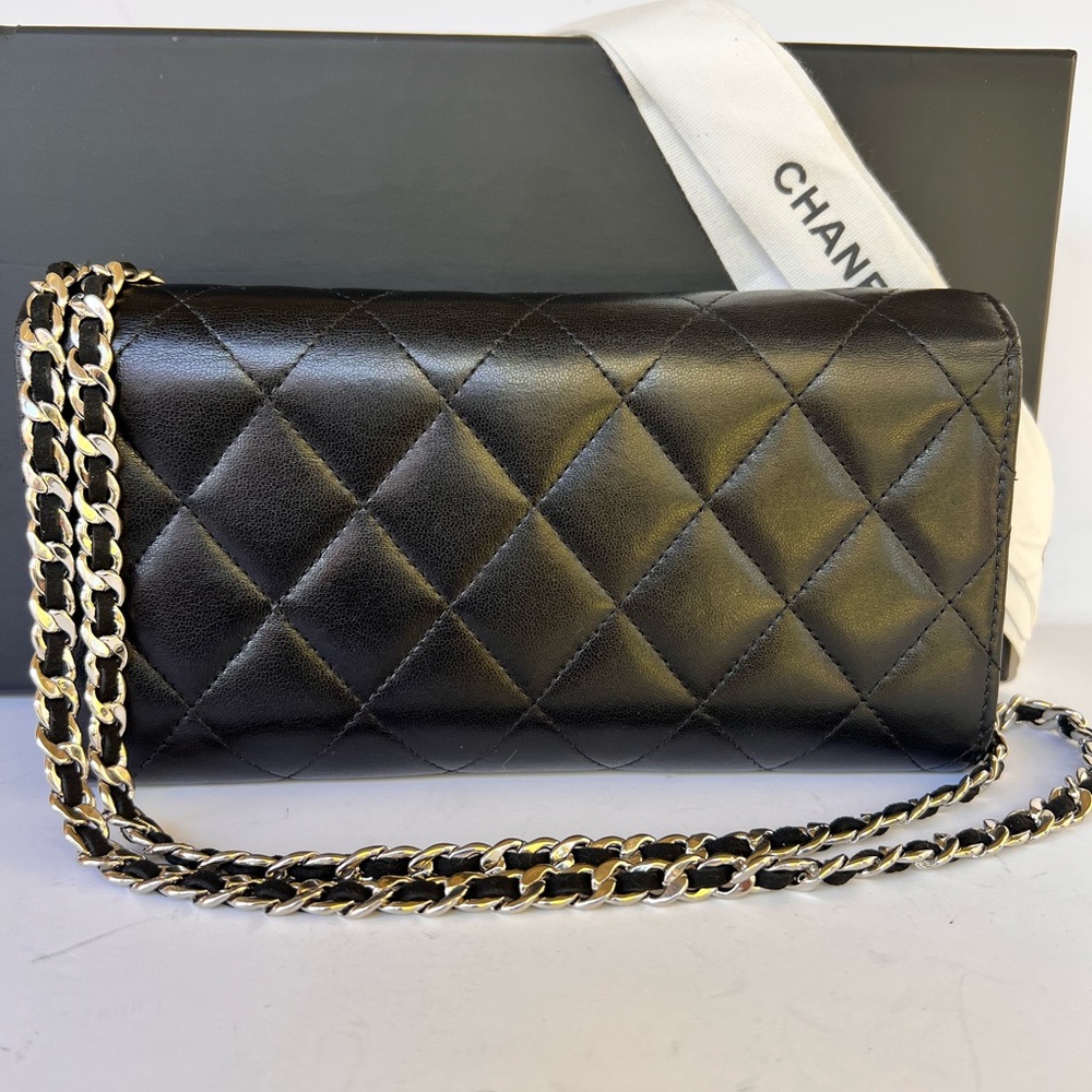 CHANEL GUSSET CLASSIC FLAP WALLET - Picture 6 of 15